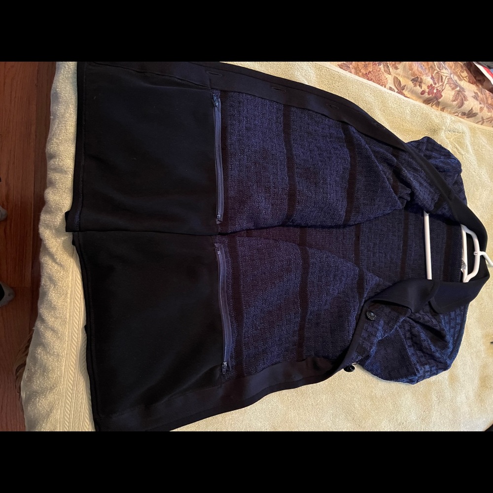 Misook Womens cardigan L with inside zippered pockets